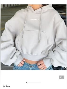 JUBILEE Oversized Ultra Soft Sustainable Organic Cotton Crop Hoodie Storm Gray